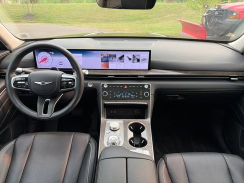 Certified 2026 Genesis GV80 2.5T Advanced AWD/4WD image 7