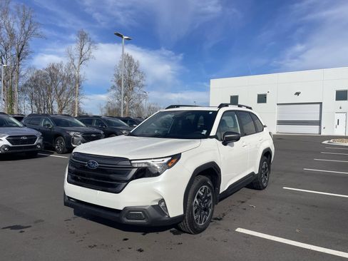 New 2026 Subaru Forester Premium w/ Base/Premium Package AWD/4WD image 3