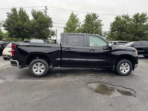 Used 2026 Chevrolet Silverado 1500 LT AWD/4WD image 3