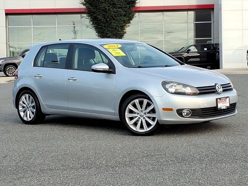 Used 2014 Volkswagen Golf TDI FWD image 2