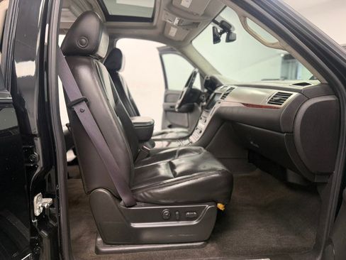 Used 2008 Cadillac Escalade EXT AWD/4WD image 53