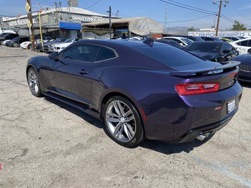 Used 2016 Chevrolet Camaro SS RWD image 9