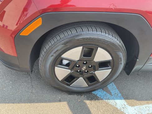 Certified 2024 Hyundai Santa Fe SEL AWD/4WD image 9