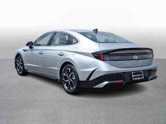 Used 2025 Hyundai Sonata SEL FWD image 6