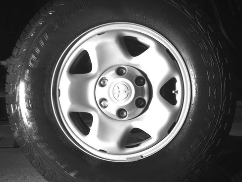 Used 2019 Toyota Tacoma SR w/ SR Convenience Package AWD/4WD image 13