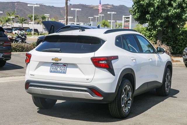 Used 2024 Chevrolet Trax LT FWD image 10