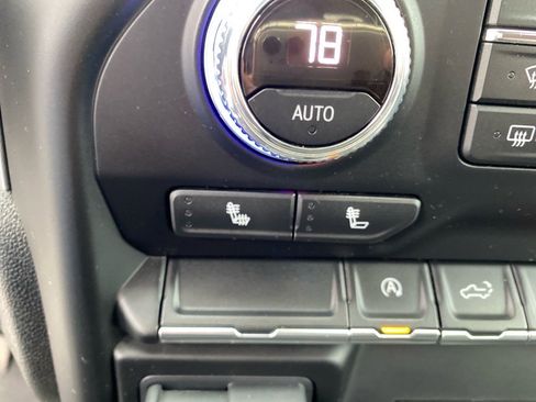 Used 2021 GMC Sierra 1500 Elevation image 13