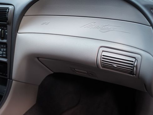 Used 1999 Ford Mustang GT image 40