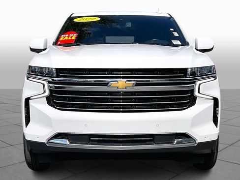 Used 2022 Chevrolet Suburban LT w/ Luxury Package image 4