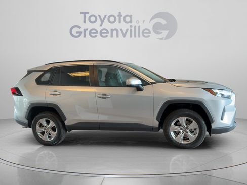 Used 2024 Toyota RAV4 XLE FWD image 7