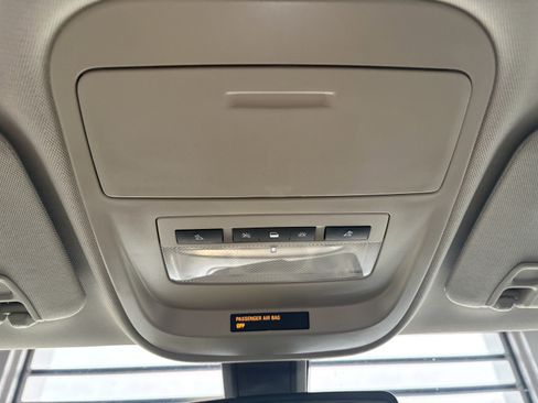 Used 2016 Chevrolet Colorado Z71 w/ Z71 Midnight Edition image 19