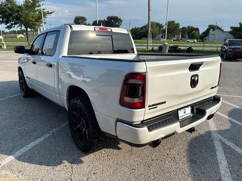 Used 2023 RAM 1500 Laramie AWD/4WD image 6