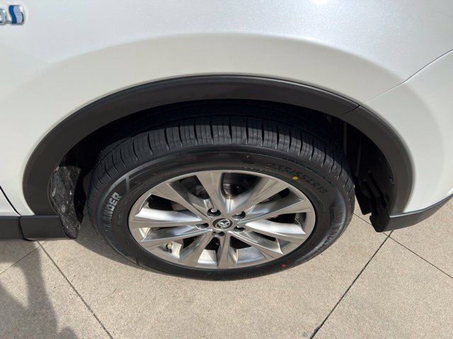Used 2016 Toyota RAV4 Limited AWD/4WD image 9