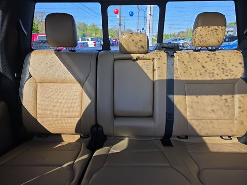 Used 2022 Ford F150 Lariat w/ Max Trailer Tow Package AWD/4WD image 19