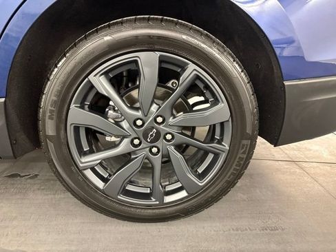 Used 2023 Chevrolet Equinox RS w/ RS Leather Package FWD image 31