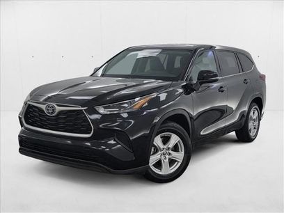 Used 2023 Toyota Highlander L