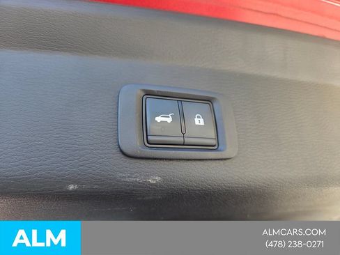 Used 2024 Mitsubishi Outlander SE AWD/4WD image 11