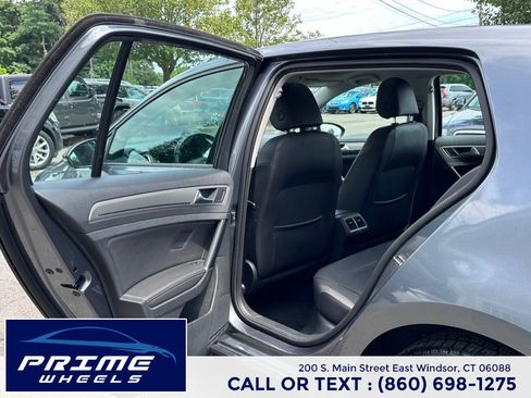 Used 2015 Volkswagen Golf SE w/ Lighting Package FWD image 11