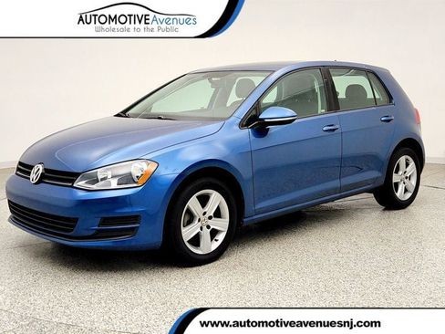 Used 2015 Volkswagen Golf TDI S FWD image 1