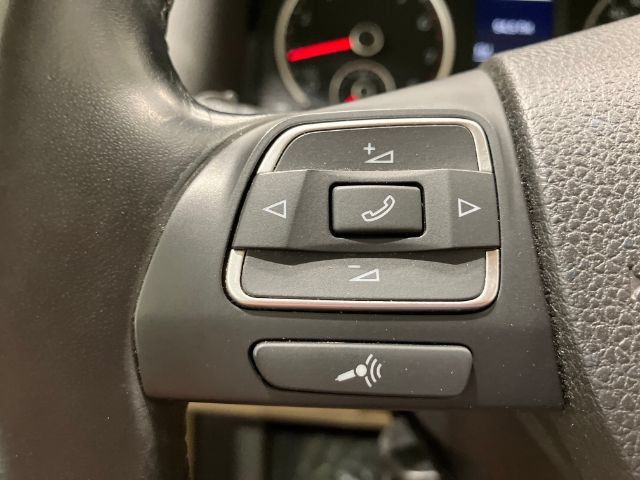 Used 2012 Volkswagen Tiguan S FWD image 31