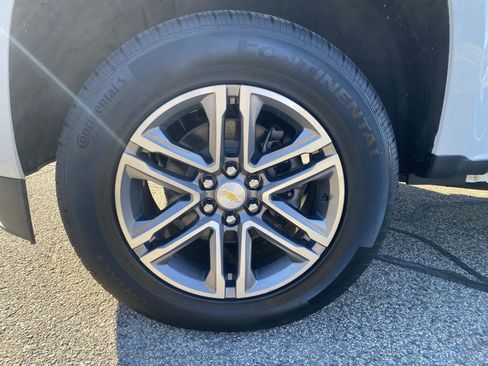 Used 2021 Chevrolet Colorado LT w/ LT Convenience Package image 11