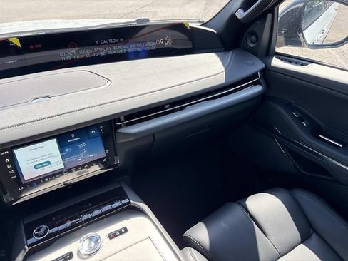 New 2026 Lincoln Navigator L Reserve AWD/4WD image 15