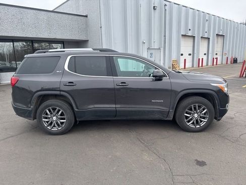 Used 2017 GMC Acadia SLT image 11