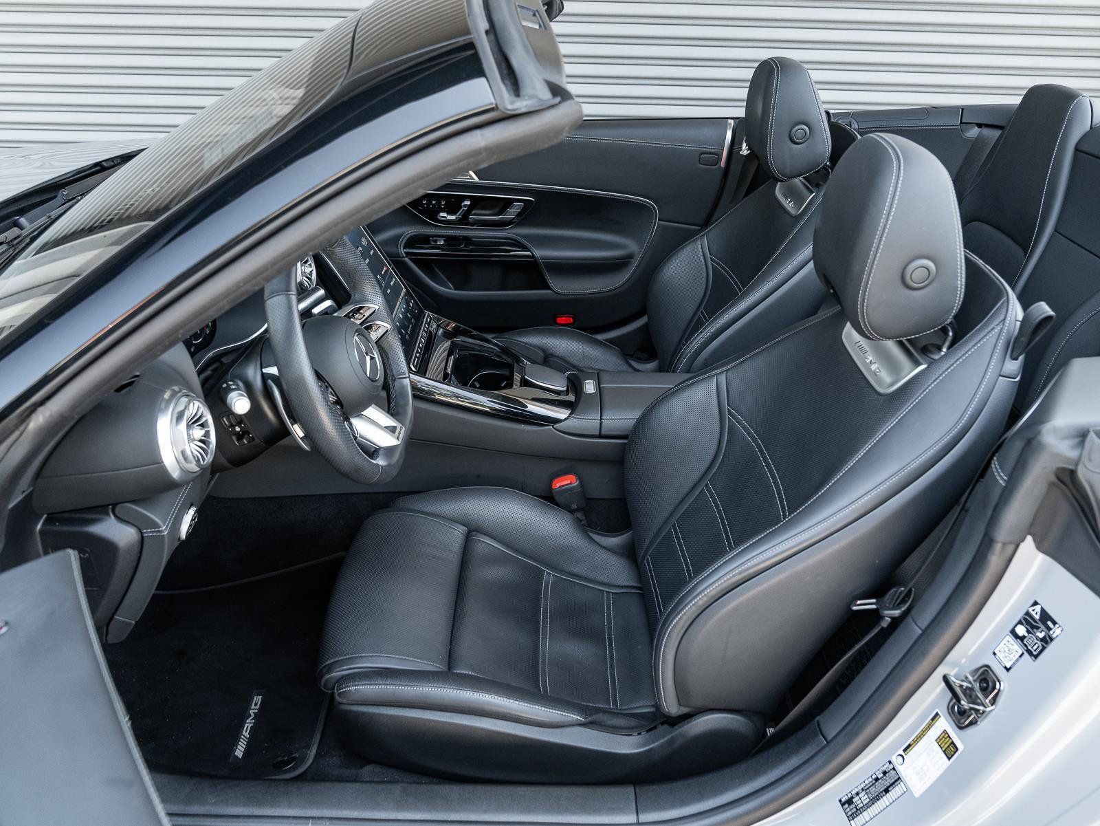 Used 2024 Mercedes-Benz SL 55 AMG 4MATIC image 30