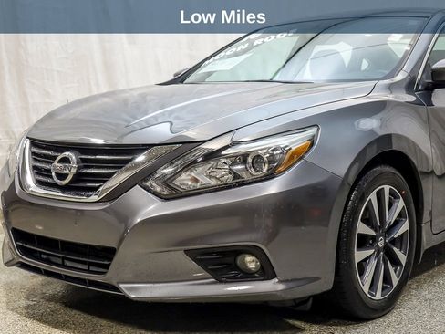Used 2016 Nissan Altima 2.5 SL w/ 2.5 Technology w/LED Package image 3