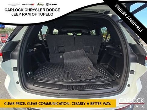 Used 2024 Jeep Grand Cherokee L Altitude RWD image 11