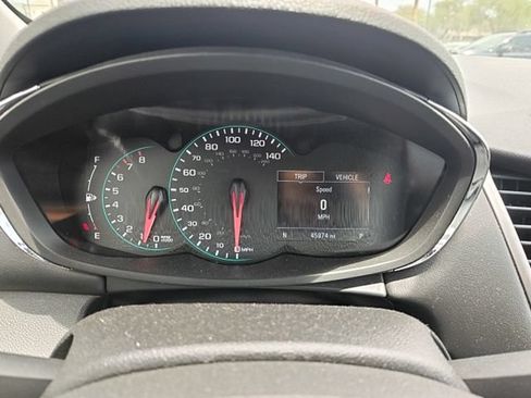 Used 2022 Chevrolet Trax LS w/ Tint and Cruise Package FWD image 27