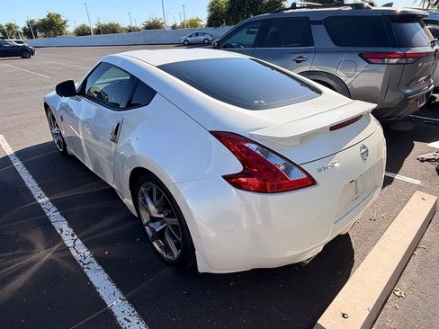 Used 2014 Nissan 370Z Coupe w/ Sport Package RWD image 6