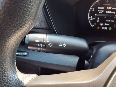 Used 2025 Honda CR-V EX image 17