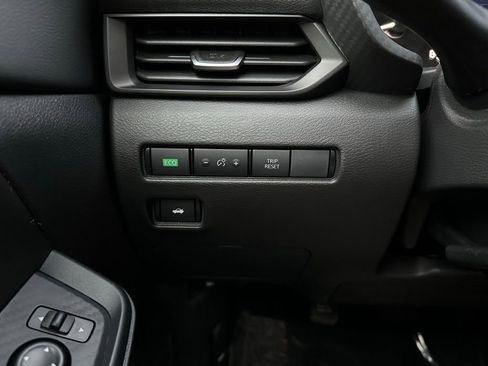 New 2025 Nissan Sentra S image 12