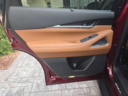 Certified 2025 INFINITI QX60 Autograph w/ Cargo Package image 11