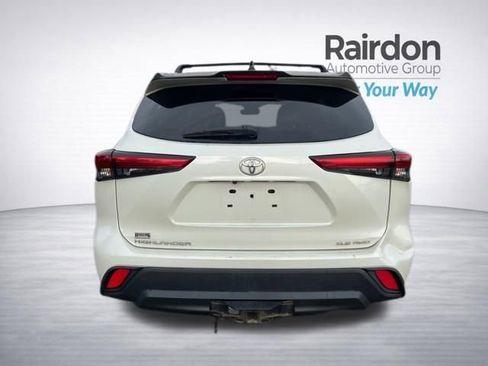 Used 2021 Toyota Highlander XLE image 8
