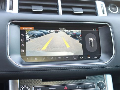 Used 2017 Land Rover Range Rover Sport HSE Dynamic image 23