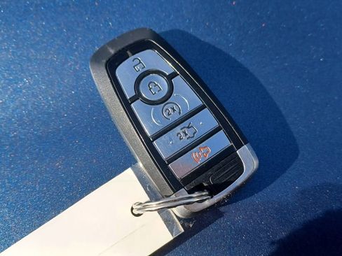 Used 2018 Ford Explorer Limited w/ Equipment Group 301A image 10