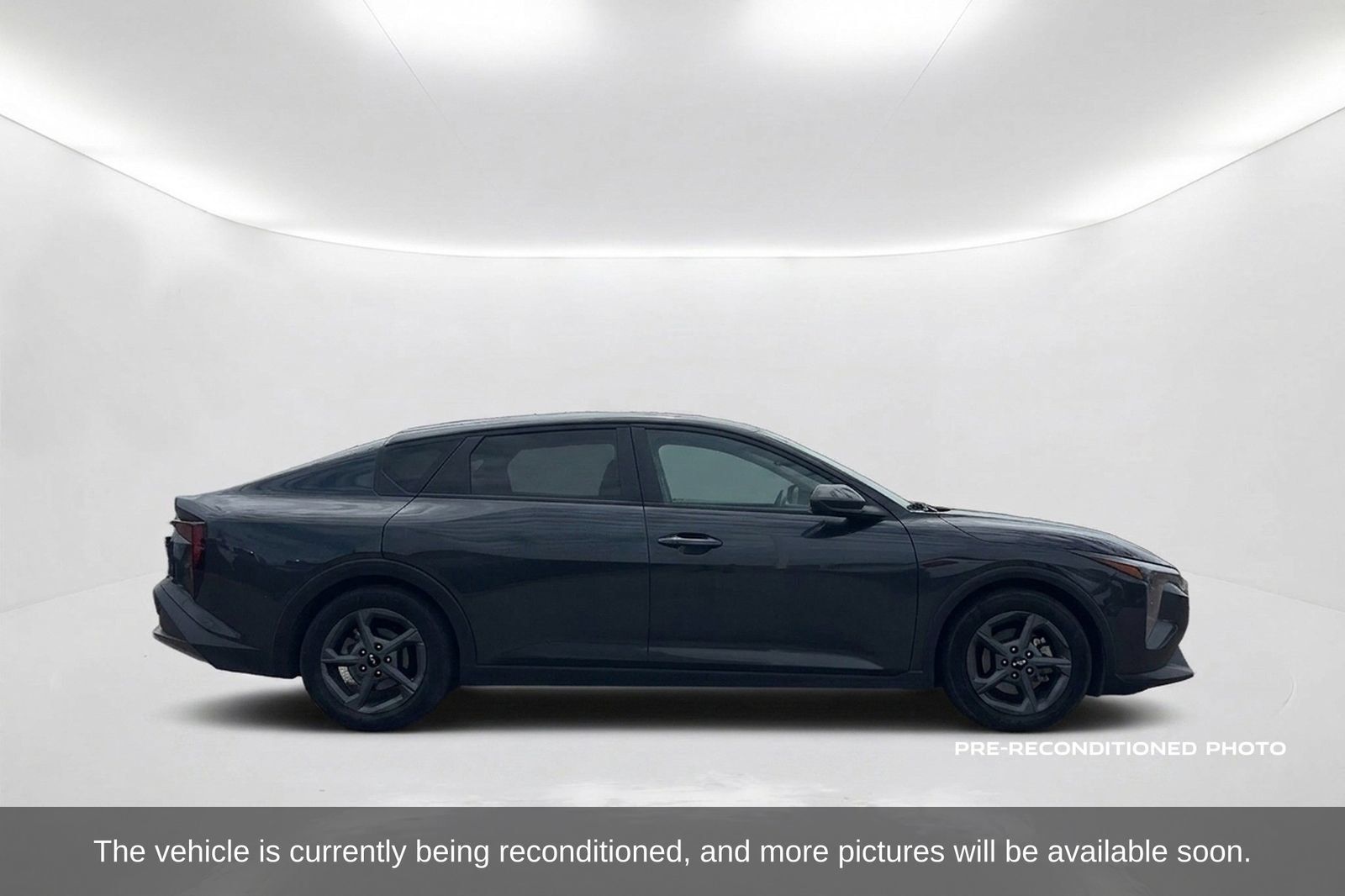 Used 2025 Kia K4 FWD image 4