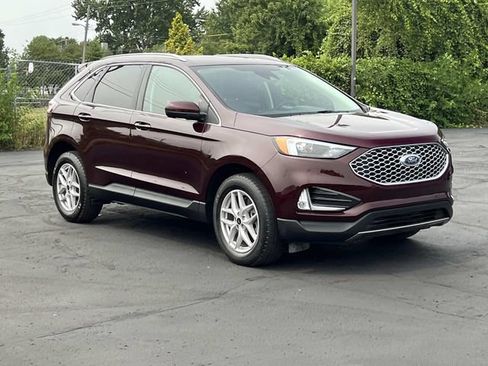 Certified 2024 Ford Edge SEL w/ Convenience Package AWD/4WD image 7