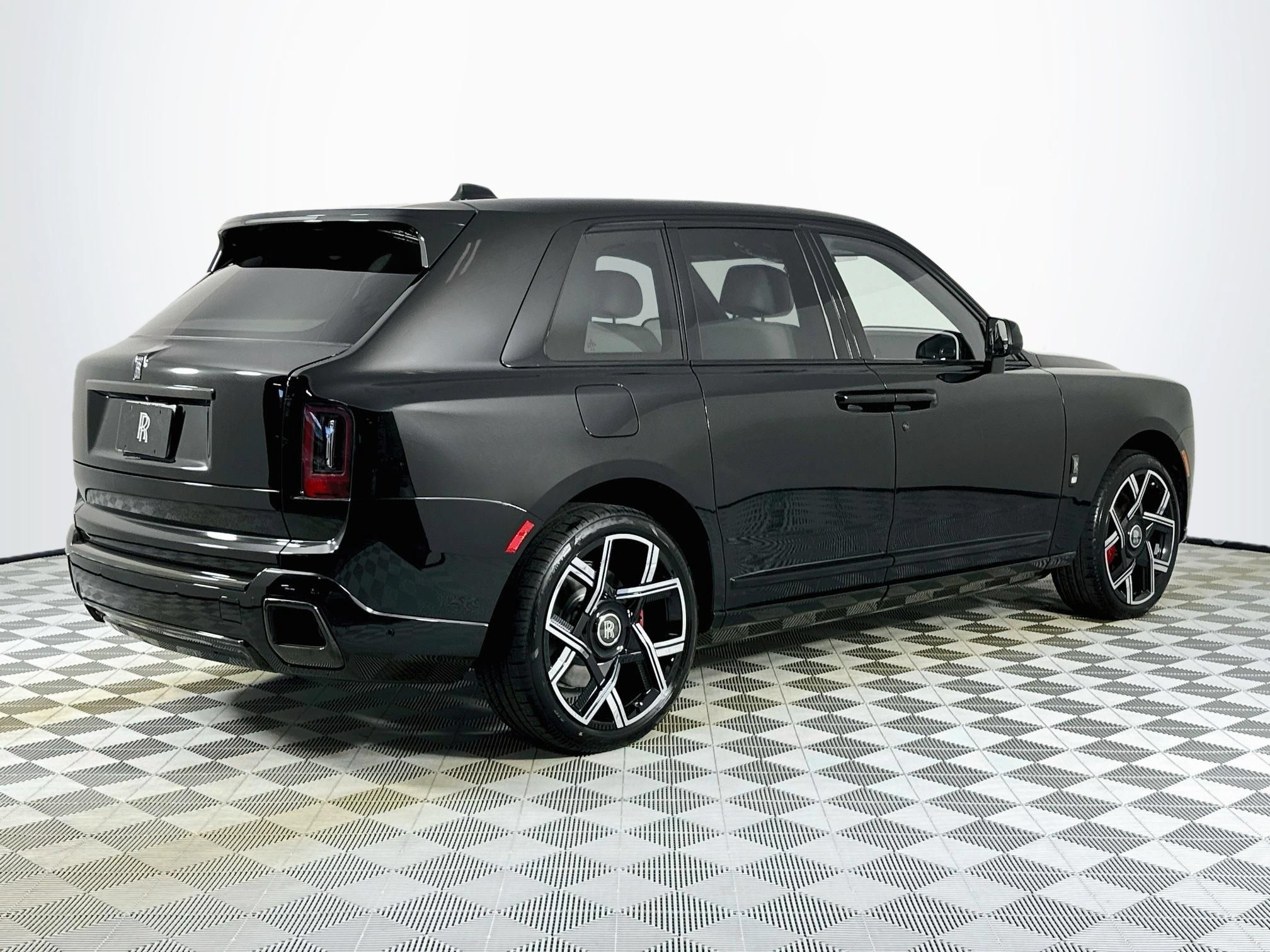 New 2027 Rolls-Royce Cullinan Black Badge AWD/4WD image 8