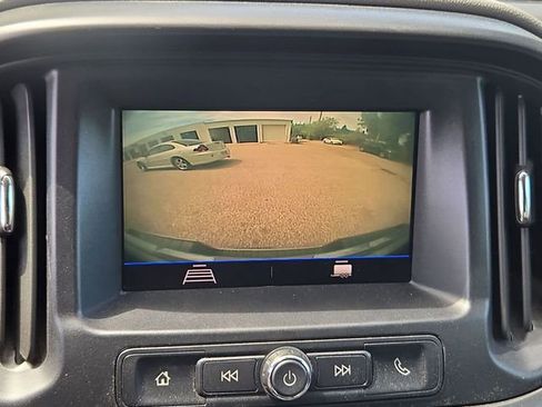 Used 2020 GMC Canyon 2WD Crew Cab w/ Convenience Package image 10