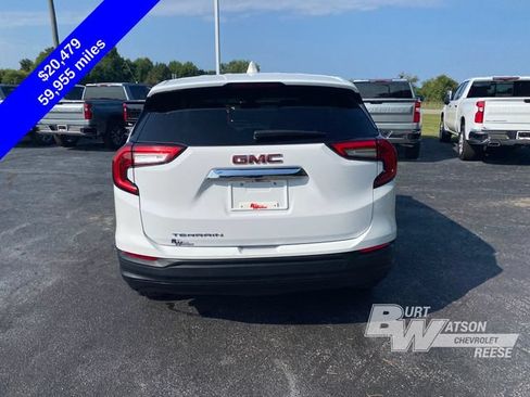 Used 2024 GMC Terrain SLE FWD image 7