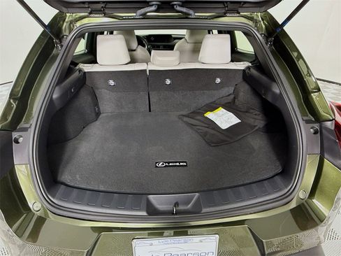 Used 2022 Lexus UX 250h image 23