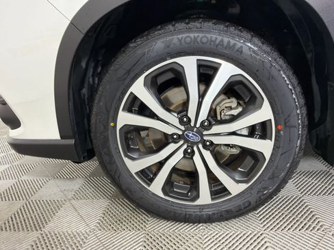 Used 2024 Subaru Forester Limited AWD/4WD image 10