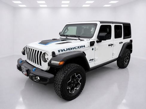 Used 2023 Jeep Wrangler Unlimited Rubicon 4xe AWD/4WD image 4