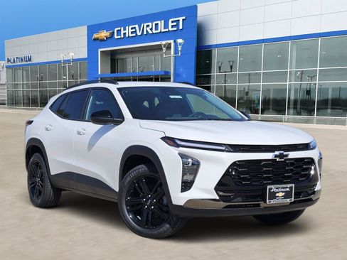 New 2026 Chevrolet Trax ACTIV w/ Sunroof Package FWD image 1