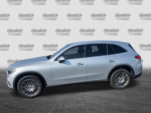 Certified 2026 Mercedes-Benz GLC 300 image 9
