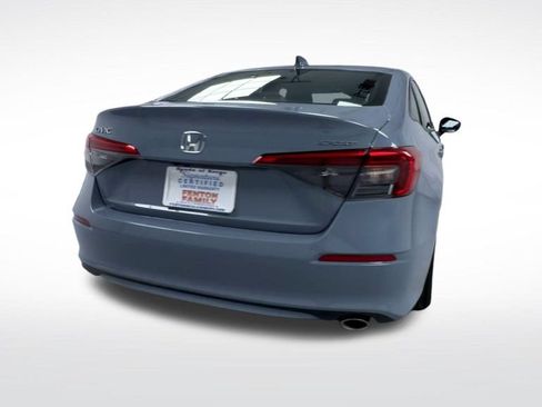 Used 2023 Honda Civic Sport image 9