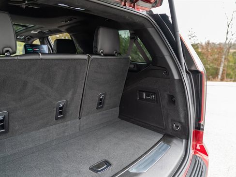 Used 2023 Cadillac Escalade Premium Luxury Platinum image 46